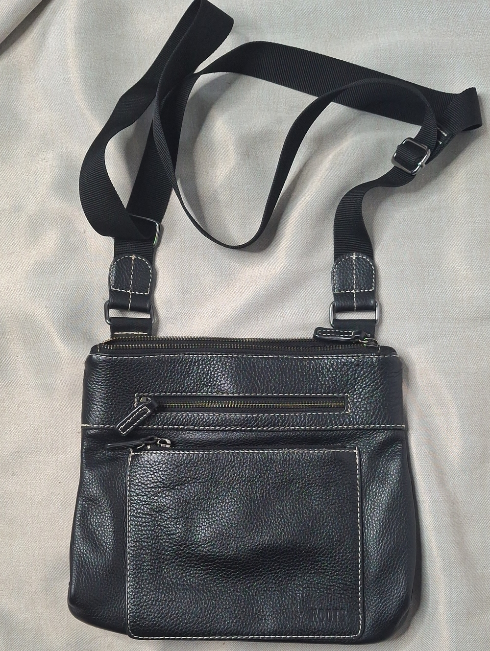 Roots Black Leather Front Multi-Zip Crossbody Bag Utility Travel Purse